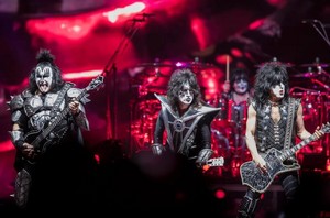 KISS ~Detroit, Michigan...March 13, 2019 (End of the Road Tour)  