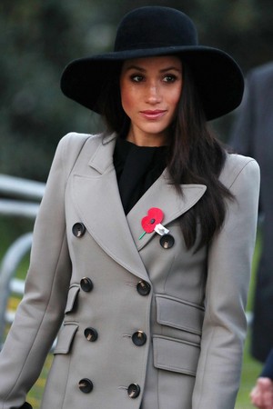 Meghan ~ Wellington Arch for Anzac day (2018)