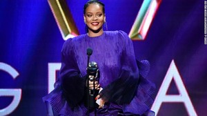  리한나 at the 2020 NAACP Image Awards