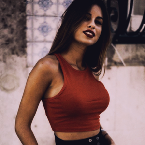 Carolina Loureiro sexy