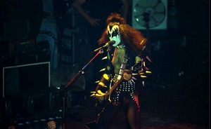  Gene ~Mannheim, Germany...May 18, 1976 (Destroyer Tour)