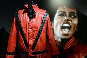  Iconic Thriller 재킷, 자 켓