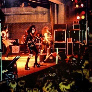  kiss ~Lund, Sweden...May 30, 1976 (Spirit of '76/Destroyer Tour)