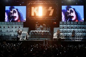KISS ~Rio de Janeiro, Brazil...April 8, 2009 (Alive 35 World Tour)