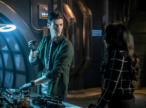 The Flash 6.16 "So Long and Goodnight" Promotional Images ⚡️