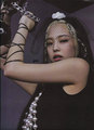 [SCAN] Jennie BLACKPINK HYLT Special Edition - black-pink photo