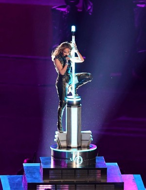  Jennifer Lopez live at The Super Bowl LIV Halftime montrer 2020