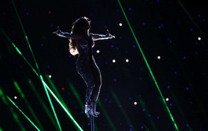  Jennifer Lopez live at The Super Bowl LIV Halftime दिखाना 2020