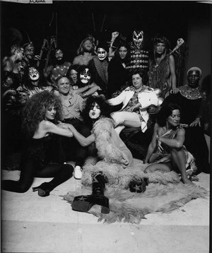  吻乐队（Kiss） ~Hotter Than Hell 照片 session and outtakes...August 18, 1974 (The Stage)