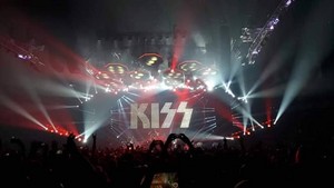  吻乐队（Kiss） ~London, England...July 11, 2019 (End of the Road Tour)