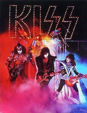  KISS (NYC) July 25, 1980 (Eric Carr makes his debut at the Palladium)