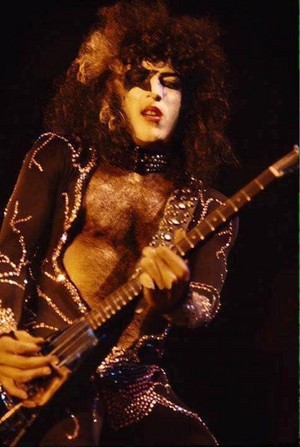  Paul ~Anaheim, California...August 20, 1976 (Spirit of 76 / Destroyer Tour)