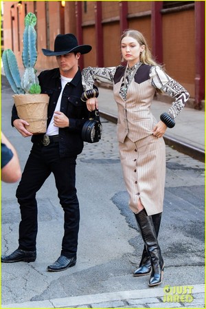  gigi hadid goes country for western inspired фото shoot in nyc 05