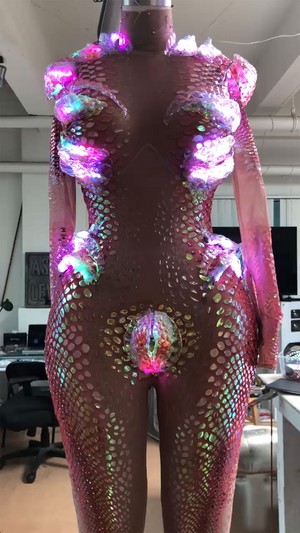  Behind The Scenes of Doja Cat’s Fantastical 2020 MTV VMA’s Costume