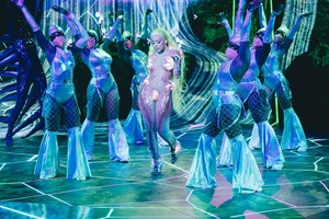 Behind The Scenes of Doja Cat’s Fantastical 2020 MTV VMA’s Costume