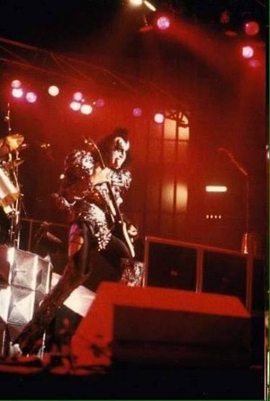  Gene ~Lyon, France...September 24, 1980 (Unmasked Tour)
