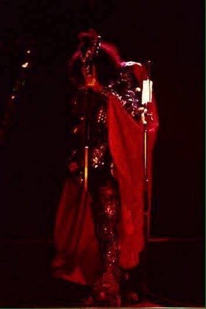  Gene ~Paris, France...September 27, 1980 (Unmasked World Tour)
