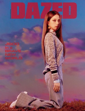 Jisoo enters a メリダとおそろしの森 new world as the cover 星, つ星 of 'Dazed'