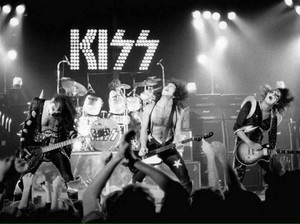 KISS ~Hempstead, Long Island, New York...August 23, 1975 (Hotter Than Hell Tour) 