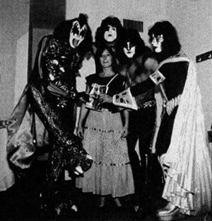  Kiss ~Paris, France...September 27, 1980 (Unmasked World Tour)