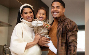  Chanel Iman and her family
