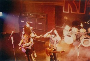  吻乐队（Kiss） ~Hilversum, Netherlands...November 26, 1982 (Top of the Pop)
