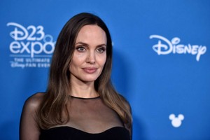  *Disney Actress : Angelina Jolie*