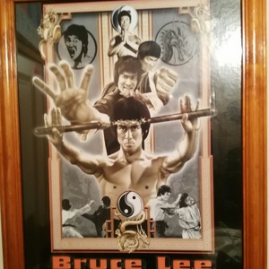  Bruce Lee enter the dragon