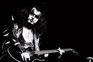 Gene ~Providence, Rhode Island...December 29, 1975 (Alive Tour)