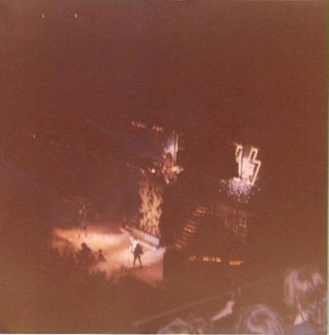  kiss ~Chicago, Illinois...January 16, 1978 (ALIVE II Tour)