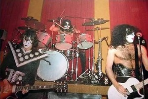 KISS ~ Vancouver, British Columbia, Canada...January 9, 1975 (Hotter Than Hell Tour) 