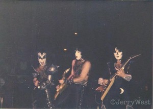  baciare ~West Palm Beach, Florida...February 5, 1983 (Creatures of the Night Tour)