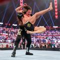 Raw 2/8/2021 ~ Keith Lee vs Matt Riddle - wwe photo