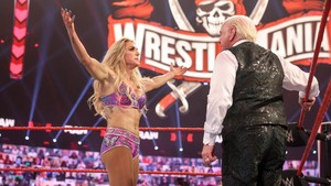  Raw 2/8/2021 ~ Lacey Evans vs シャルロット, シャーロット Flair