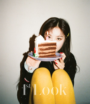  Soojin for 1st Look