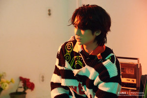  Behind the Scenes of 11th Mini Album [LOVE or TAKE] dyaket Shooting site (Romantic Ver.) | Yuto