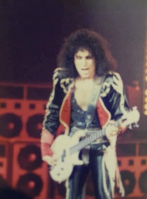  Gene ~Toronto, Ontario, Canada...April 8, 1986 (Asylum Tour)
