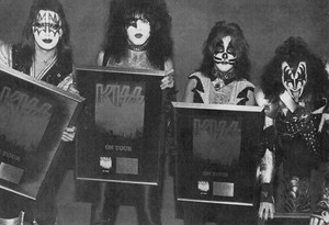  キッス (NYC) February 18, 1977 (Rock and Roll Over Tour)