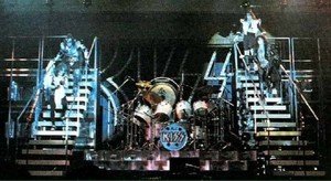  halik ~Tokyo, Japan...April 4, 1977 (Rock and Roll Over Tour)