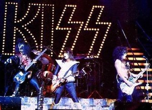  KISS ~Tokyo, Japan...March 31, 1978 (ALIVE II Tour)