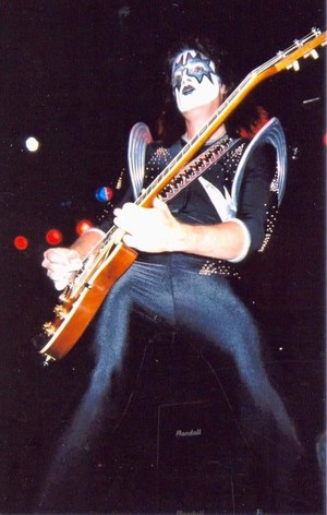 Tommy ~Las Vegas, Nevada...March 16, 2003 (World Domination Tour) 