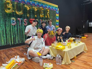 BTS Butter V LIVE