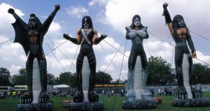  Ciuman ~Detroit, Michigan...June 28, 1996 (Alive World Wide Reunion Tour)