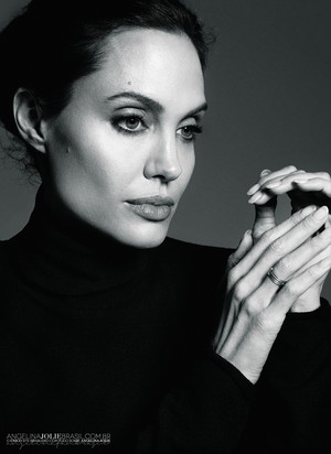 Angelina (2014)
