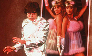  Austin and the Fembots