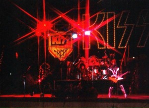  Kiss ~Jersey City, New Jersey...July 10, 1976 (Spirit of 76 / Destroyer Tour)