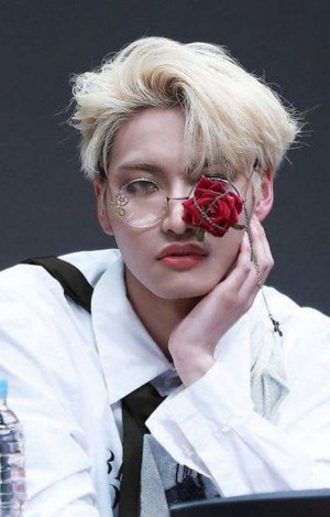  Seonghwa With a Rose