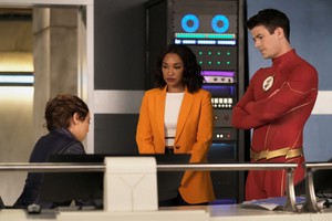  The Flash - Episode 7.17 - ハート, 心 of the Matter - Part 1 - Promo Pics
