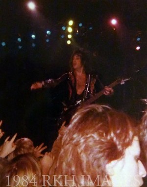 Gene ~St. Paul, Minnesota...December 29, 1984 (Animalize Tour)