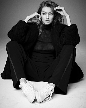 Gigi ~ Vogue Korea (2017)